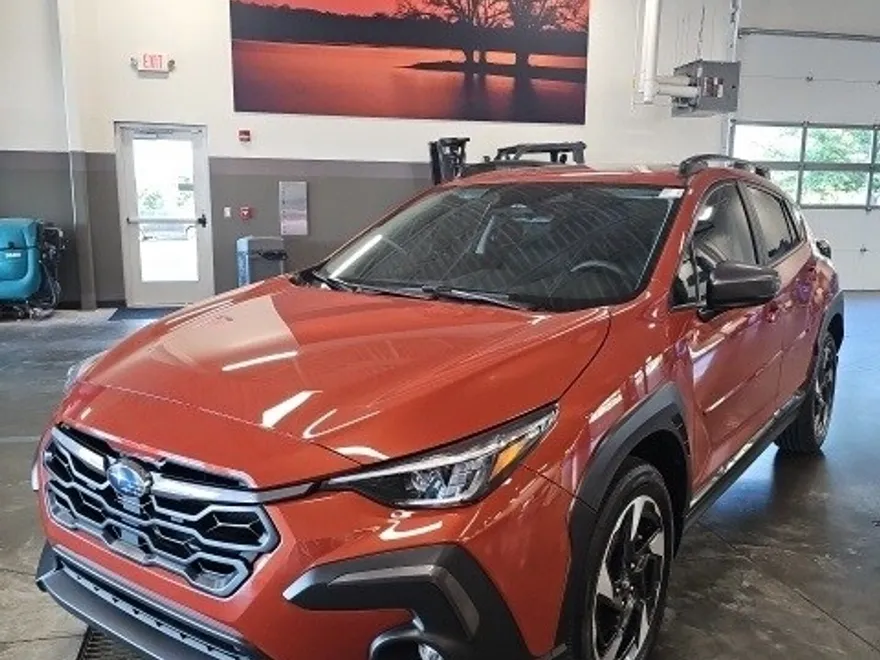2024 Subaru Crosstrek Limited photo 1