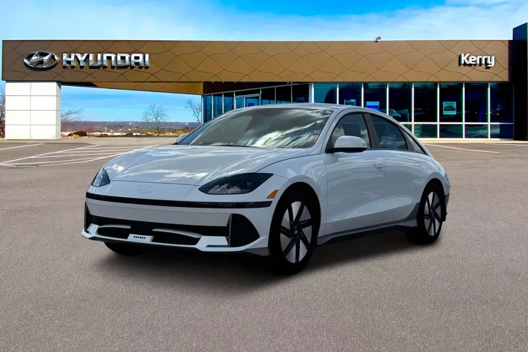 2025 Hyundai Ioniq 6 SE Standard Range photo 1