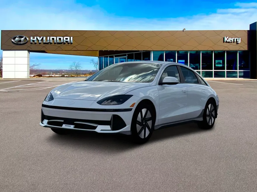 2025 Hyundai Ioniq 6 SE Standard Range photo 1