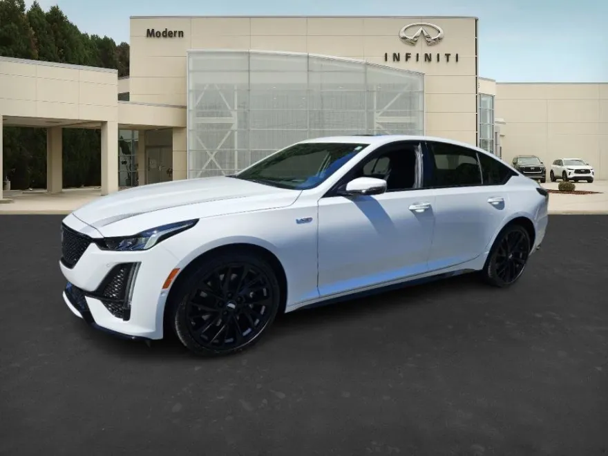 2024 Cadillac CT5 V photo 1