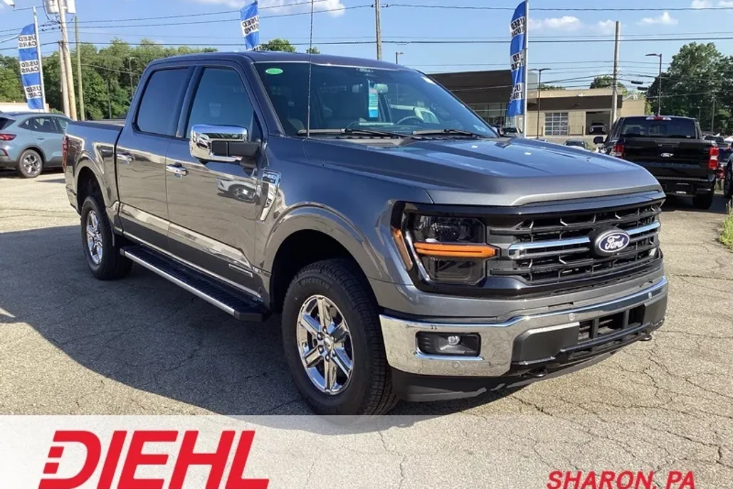 2025 Ford F-150 XLT photo 1