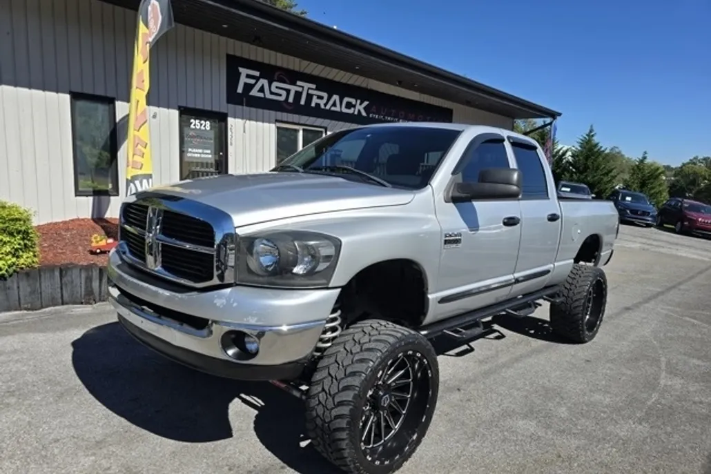 2007 Dodge Ram SLT photo 1