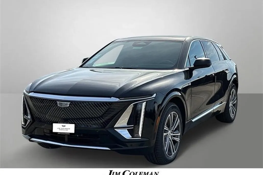 2025 Cadillac Lyriq Luxury photo 1
