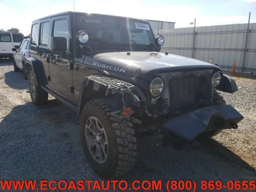 2014 Jeep Wrangler Unlimited Rubicon photo 1