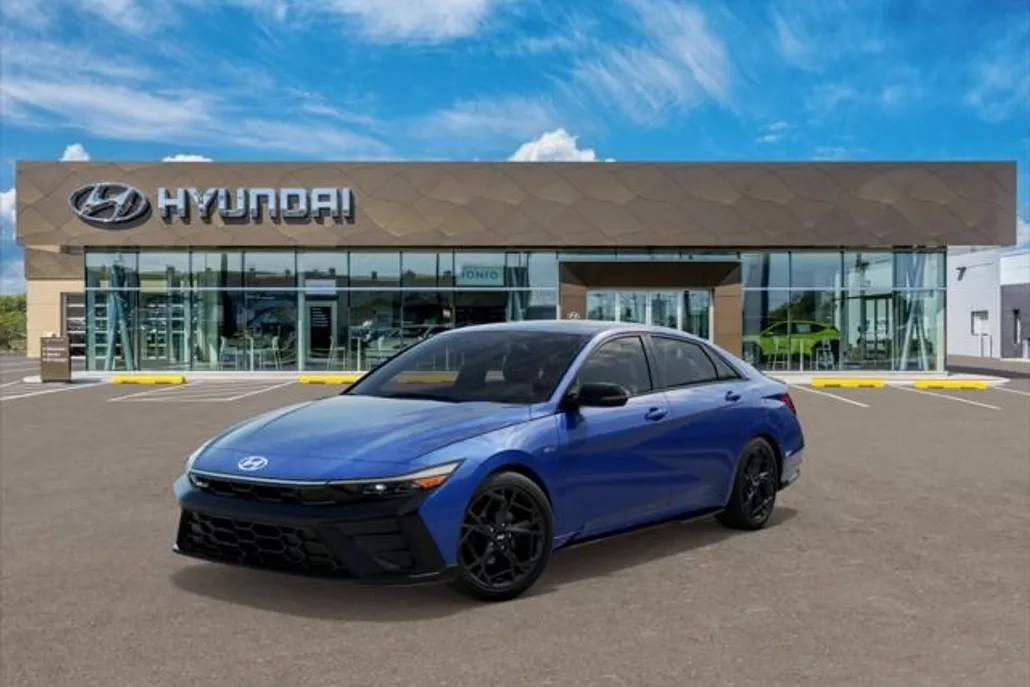 2025 Hyundai Elantra N Line photo 1