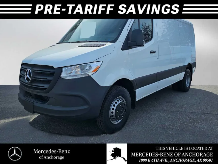2023 Mercedes Benz Sprinter 2500 Standard Roof photo 1