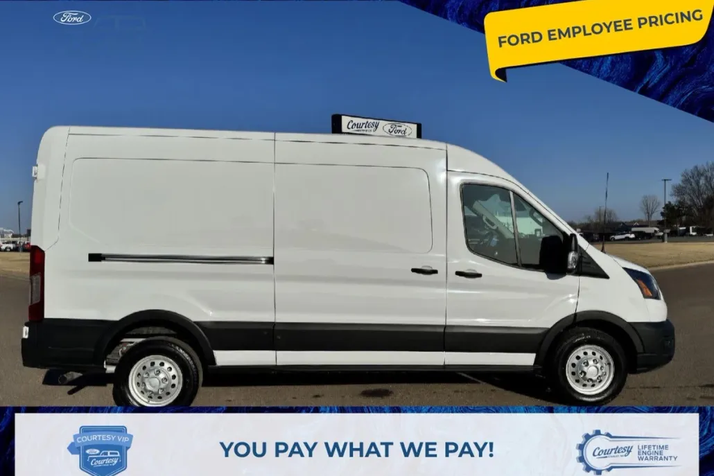 2025 Ford Transit Cargo Van photo 1