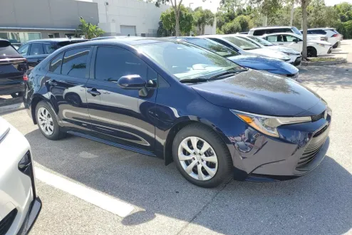 2026 Toyota Corolla LE photo 2
