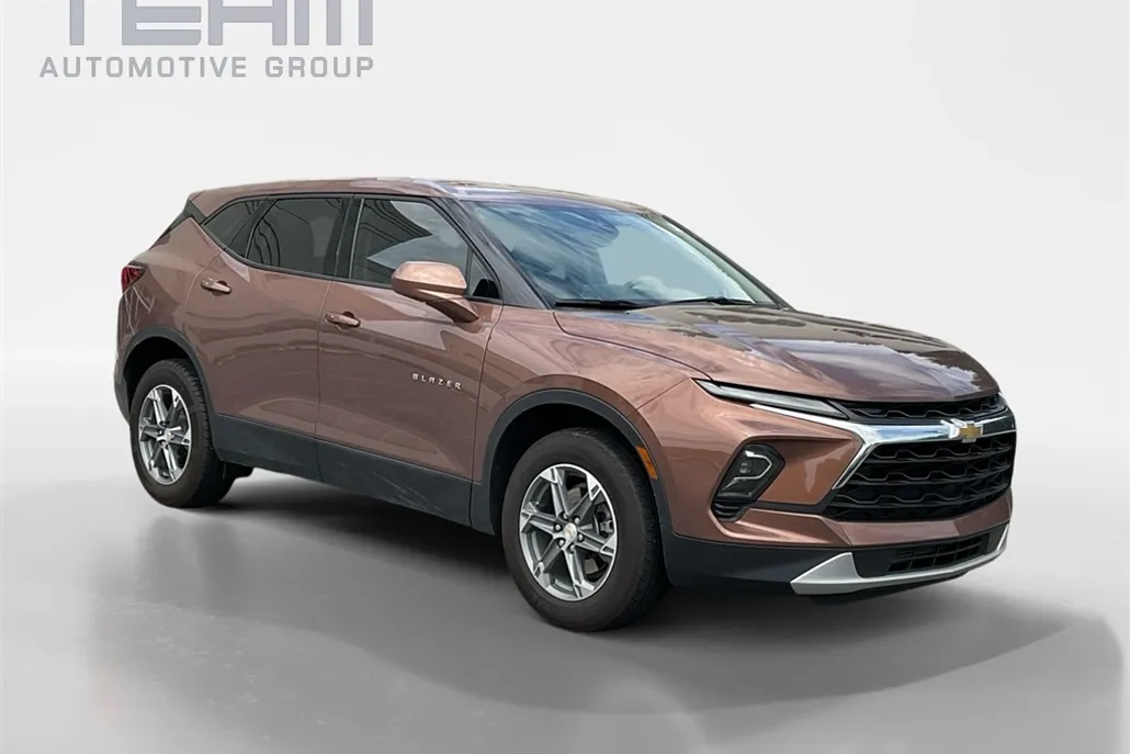 2023 Chevrolet Blazer 2LT photo 1
