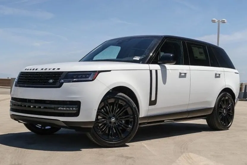 2025 Land Rover Range Rover SE photo 1