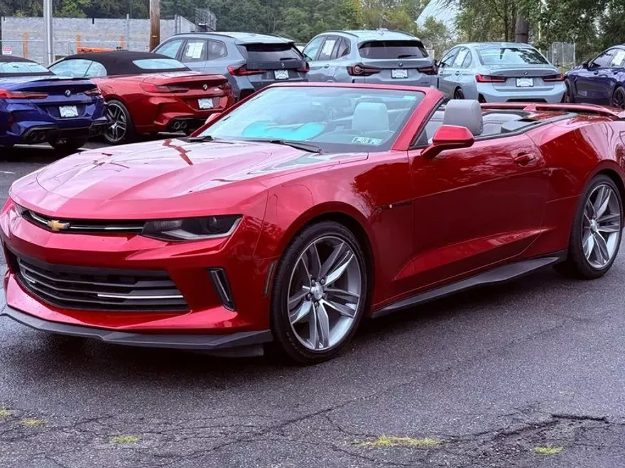 2016 Chevrolet Camaro 2LT photo 1