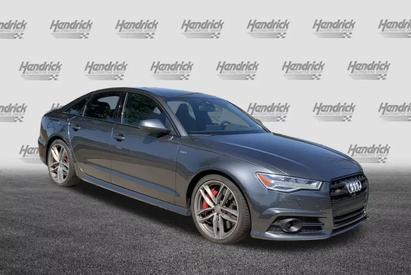 2017 Audi S6 Prestige photo 1