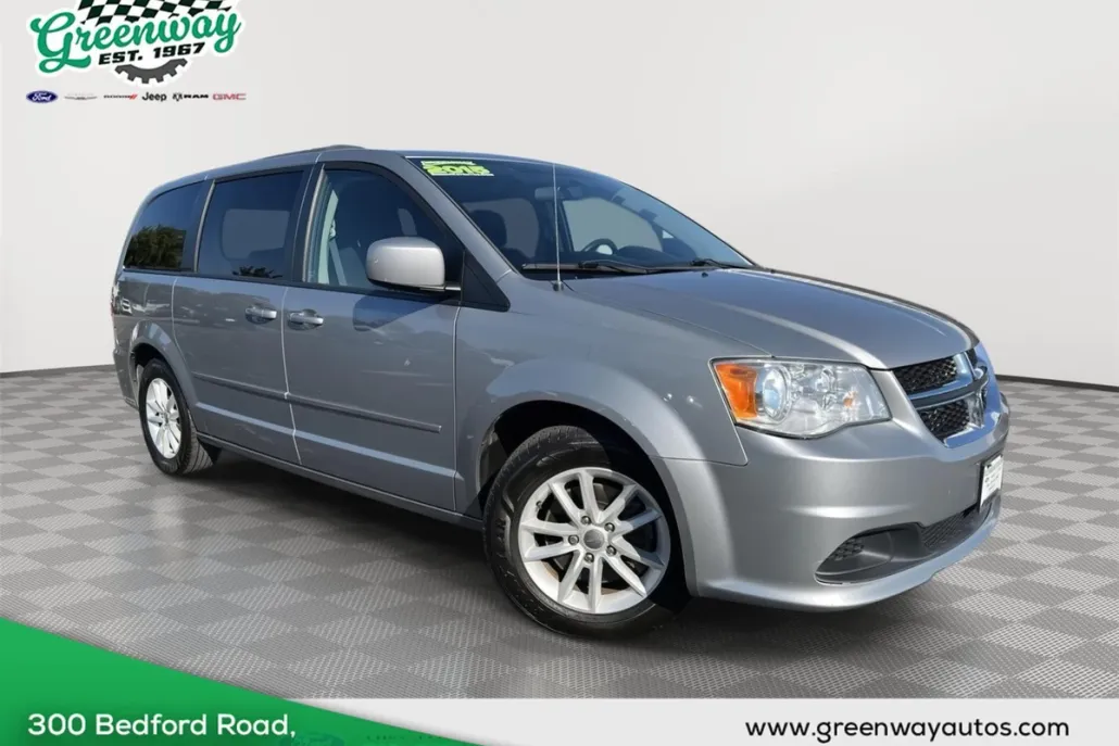 2015 Dodge Grand Caravan SXT photo 1