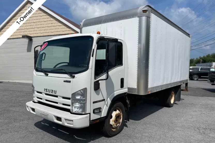 2012 Isuzu NPR photo 1