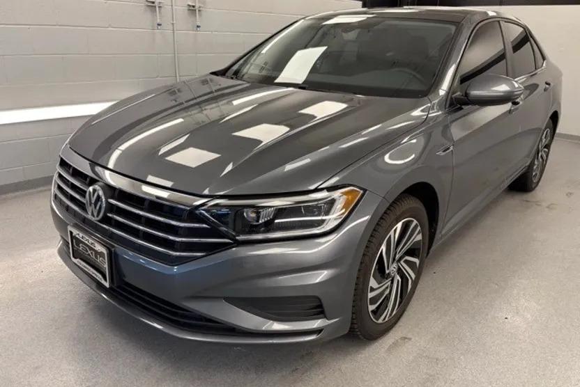 2021 Volkswagen Jetta SEL photo 1