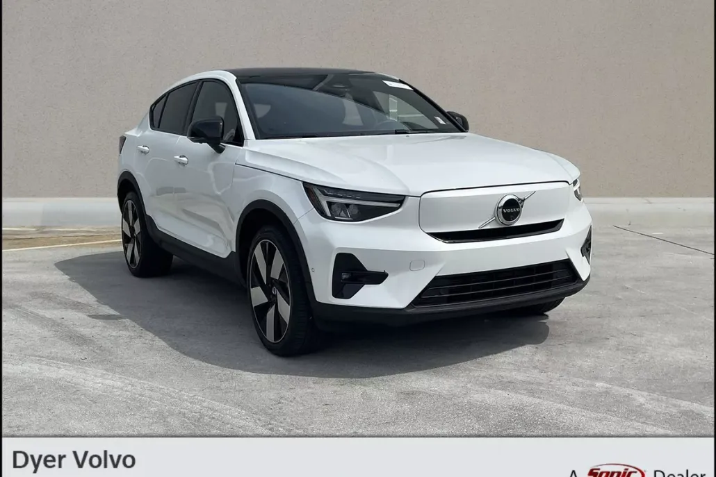2024 Volvo C40 Recharge Plus photo 1