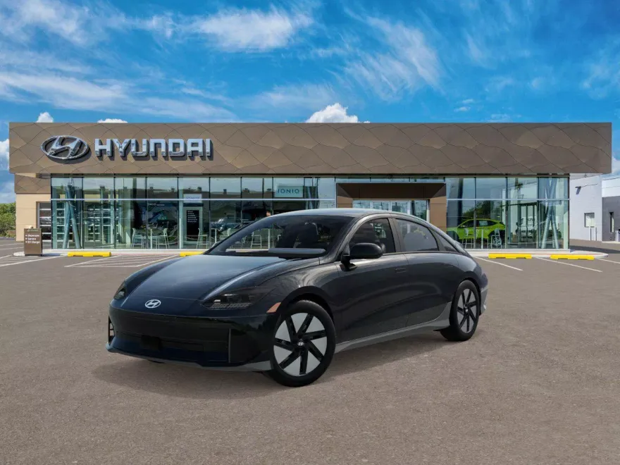 2025 Hyundai Ioniq 6 SE Standard Range photo 1