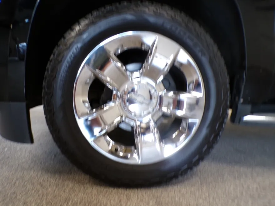2015 Chevrolet Tahoe LTZ photo 1