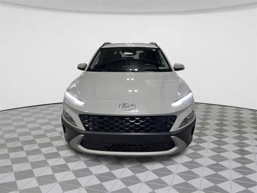 2023 Hyundai Kona SEL photo 1