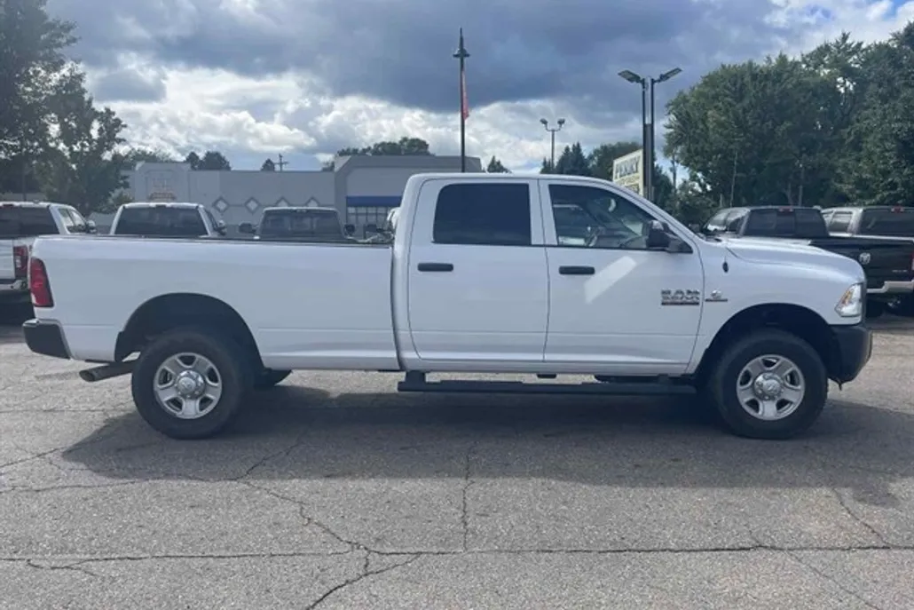 2018 Ram 3500 Tradesman photo 1