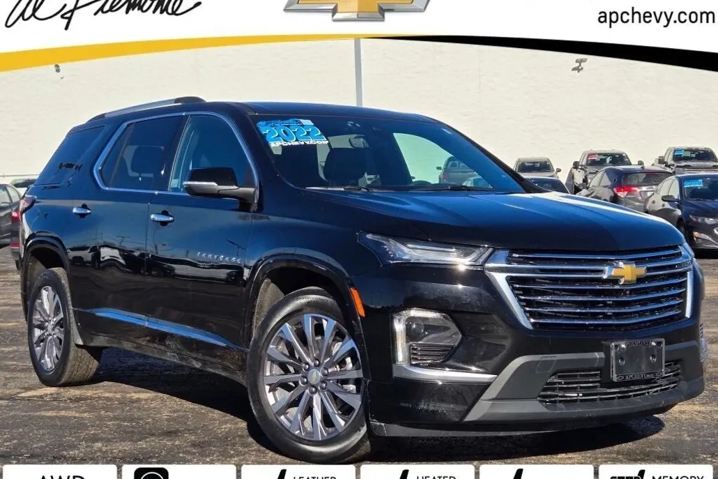 2022 Chevrolet Traverse Premier photo 1