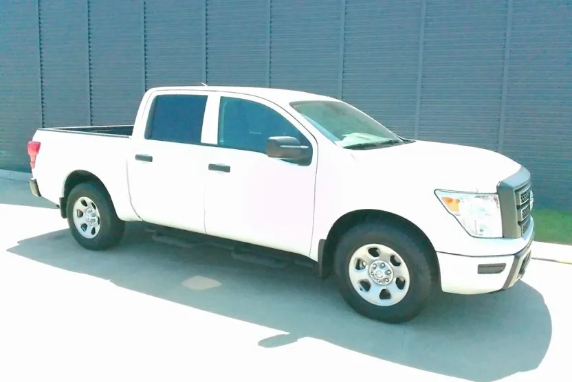 2022 Nissan Titan S photo 1