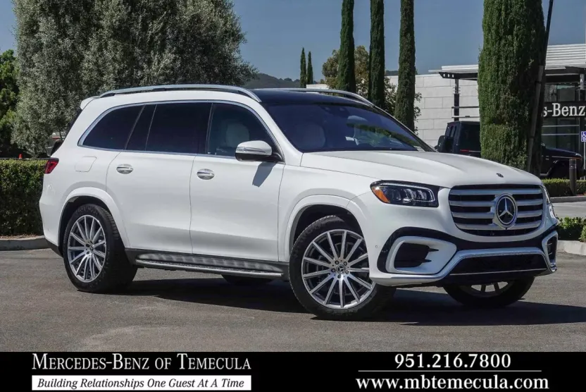 2025 Mercedes Benz GLS 580 photo 1