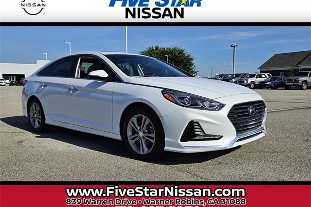 2018 Hyundai Sonata Limited photo 1