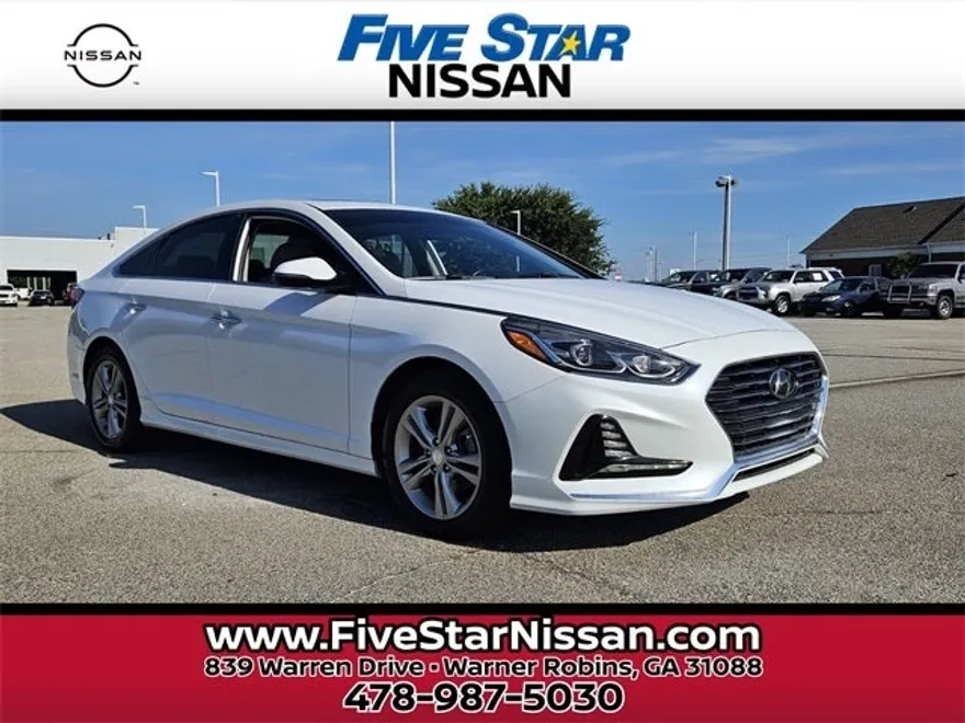 2018 Hyundai Sonata Limited photo 1