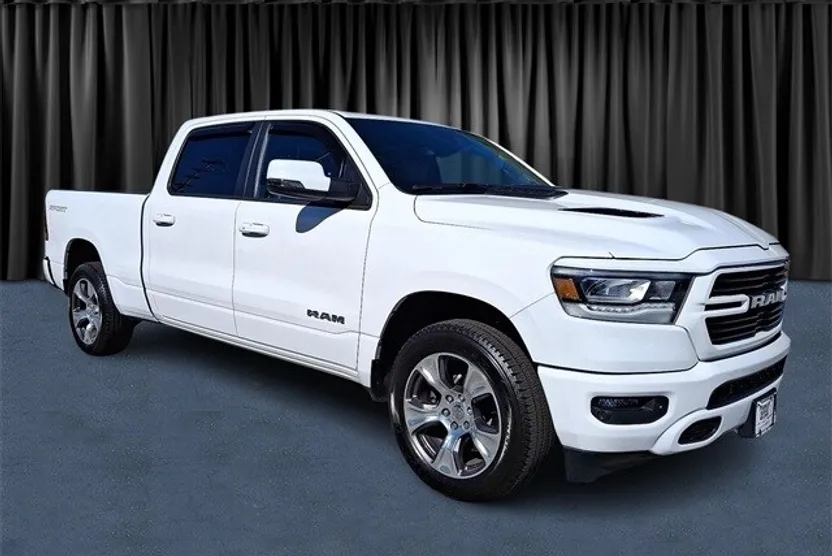 2023 Ram 1500 Laramie photo 1