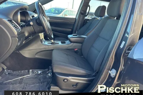 2018 Jeep Grand Cherokee Laredo E photo 3