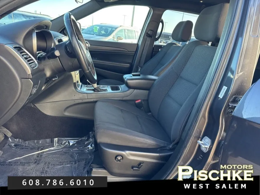 2018 Jeep Grand Cherokee Laredo E photo 3