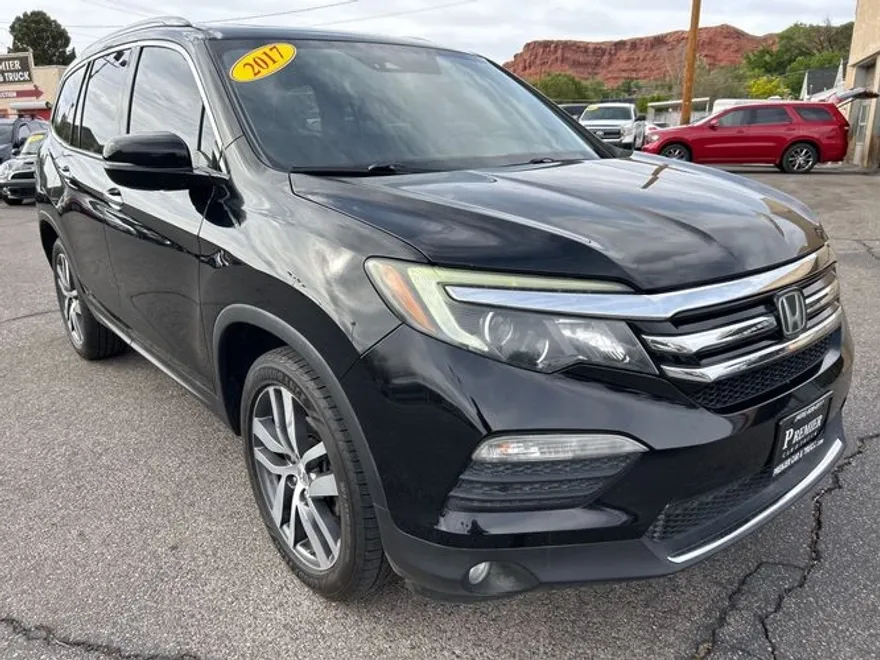 2018 Volkswagen Tiguan SEL photo 1