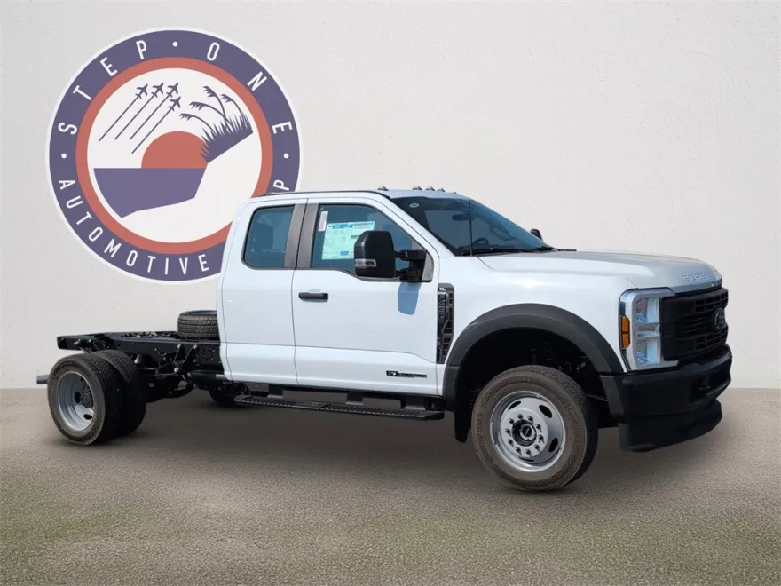 2026 Ford F-450 photo 1