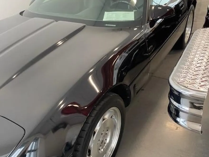 1995 Chevrolet Corvette Convertible Base photo 1