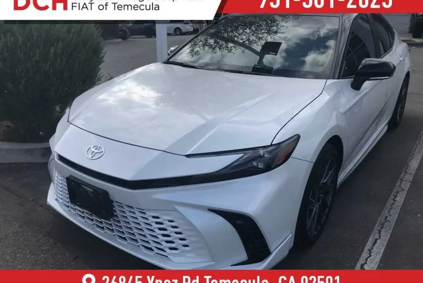 2025 Toyota Camry XSE photo 1