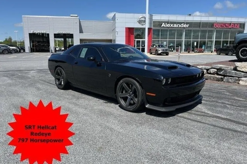 2022 Dodge Challenger SRT8 Hellcat Redeye photo 1