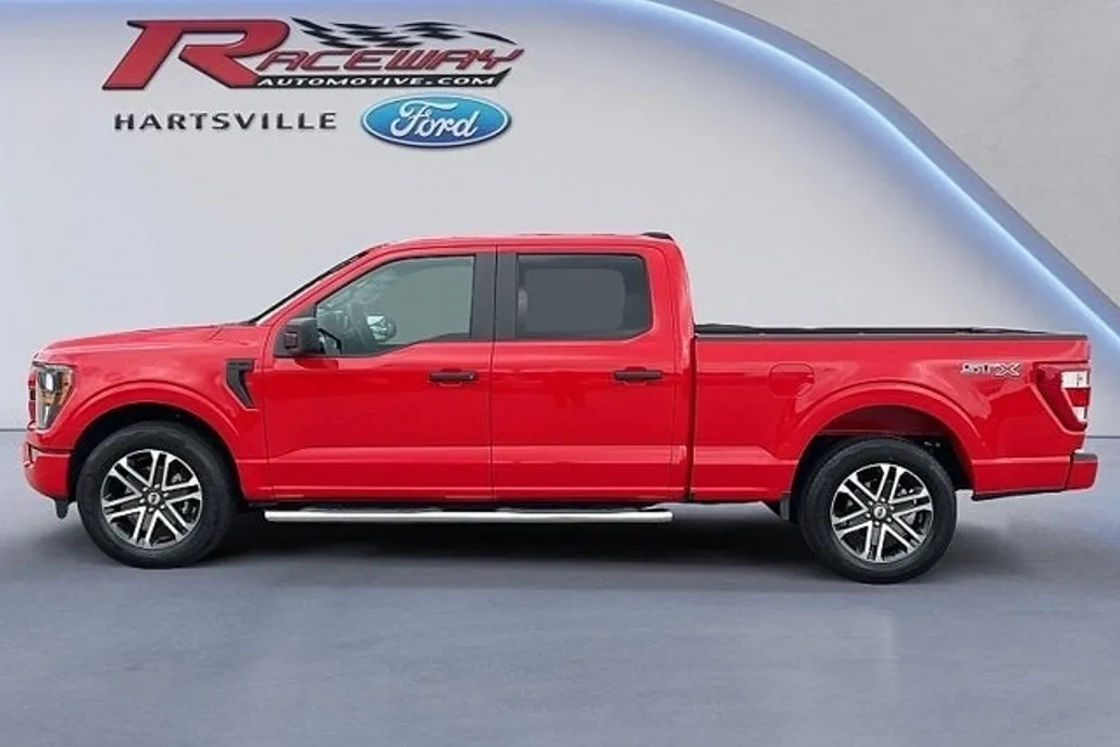 2023 Ford F-150 XL photo 1