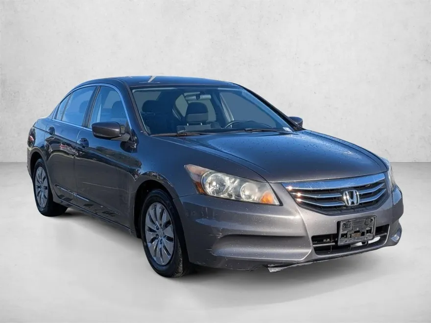 2011 Honda Accord LX photo 1