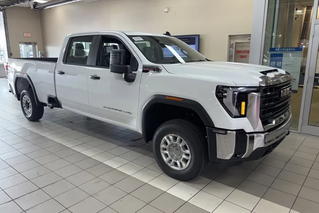 2025 Gmc Sierra 2500 Pro photo 1