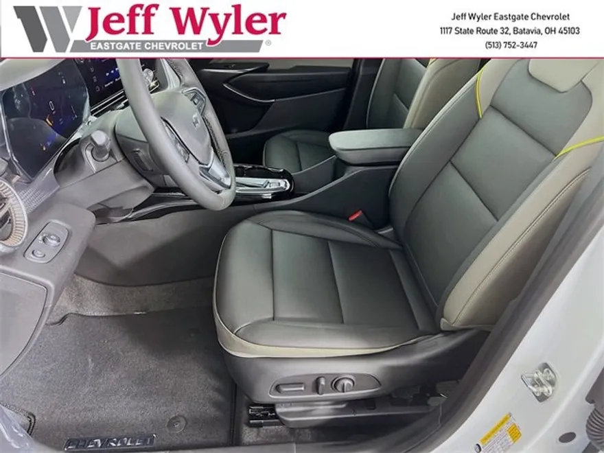 2025 Chevrolet Trax ACTIV photo 1