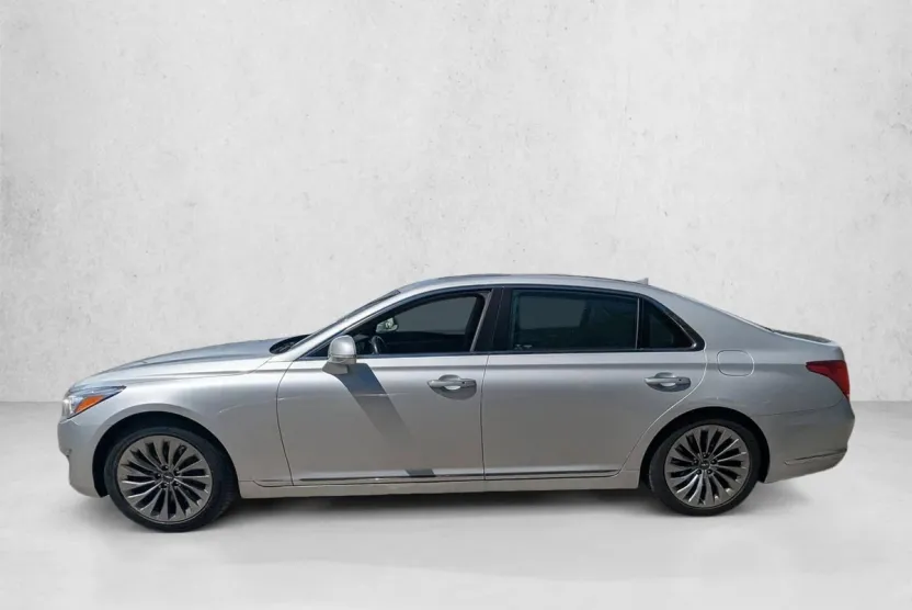 2017 Genesis G90 3.3T Premium photo 1