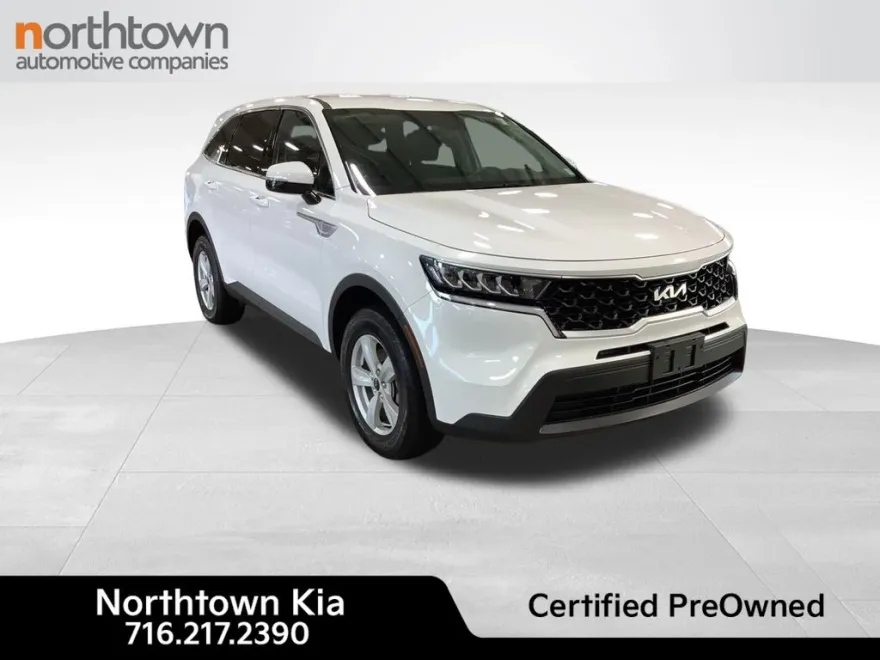 2023 Kia Sorento LX photo 1