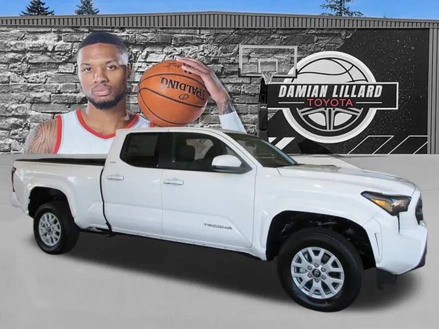 2025 Toyota Tacoma SR5 4x4 Double Cab photo 1