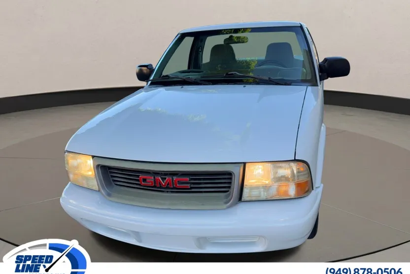 2002 Gmc Sonoma SL photo 1
