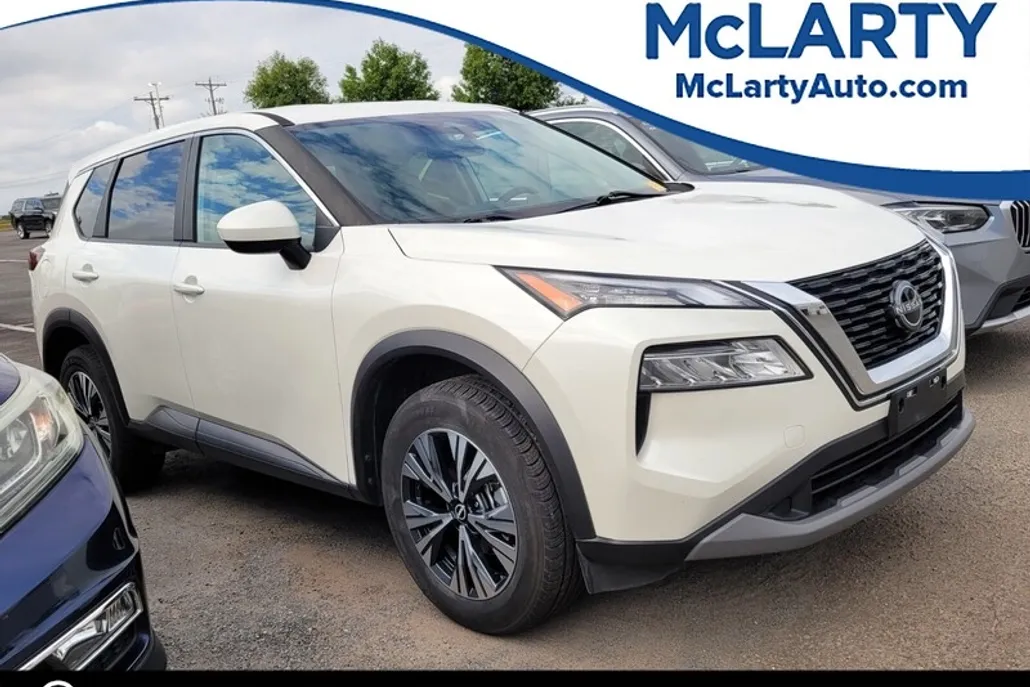 2023 Nissan Rogue SV photo 1
