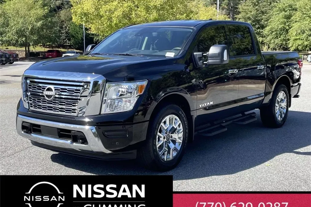 2024 Nissan Titan SV photo 1