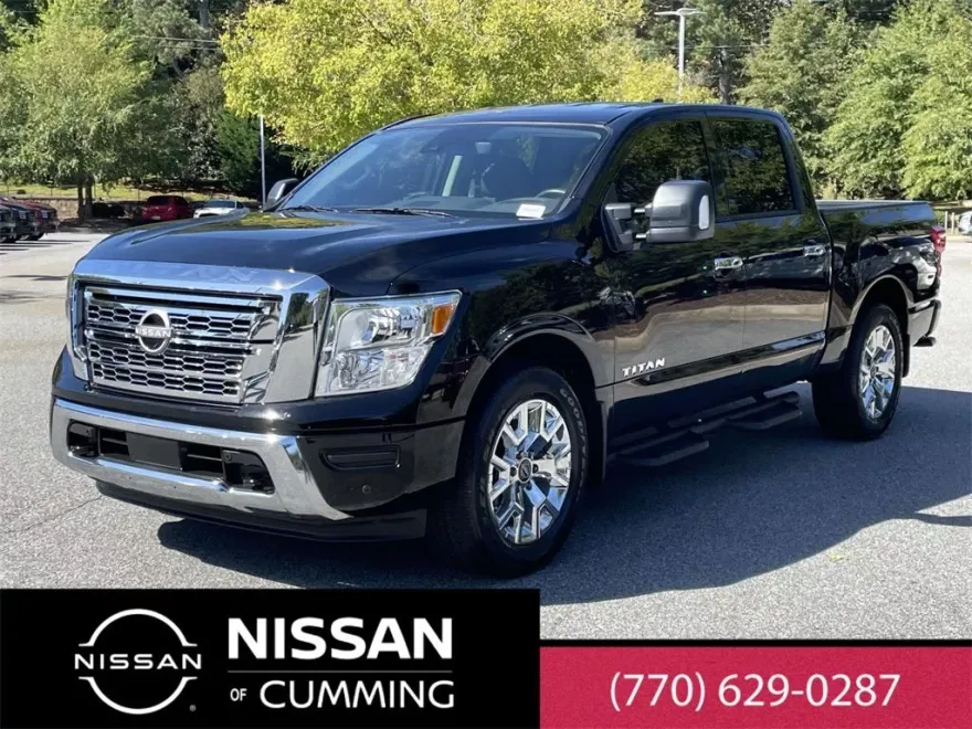 2024 Nissan Titan SV photo 1