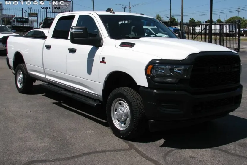 2024 Ram 2500 Tradesman photo 1
