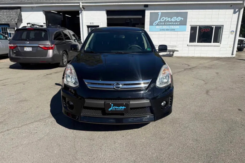 2011 Nissan Rogue S photo 1